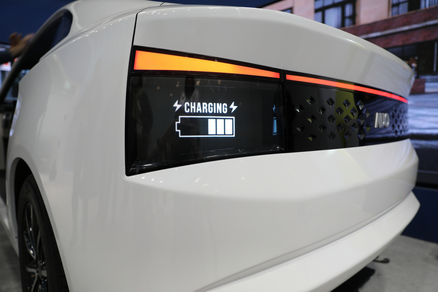 The Interactive Matrix Rear Light, complying with automotive AECQ regulations, provides high brightness and contrast ratioseses for increased driving safety and supports RGB display applications for detailed communication.